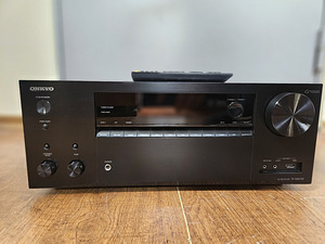 Onkyo TX-NR676E 7.2 Atmos DTS:X wifi,BT,4K (1 foto / 3)