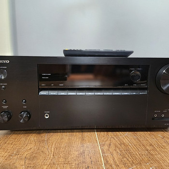 Onkyo TX-NR676E 7.2 Atmos DTS:X wifi,BT,4K