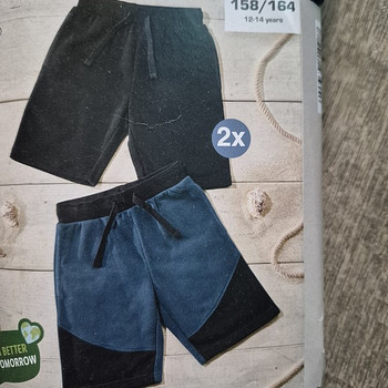 Uued lühikesed püksid suurus 158-164, 2 paari