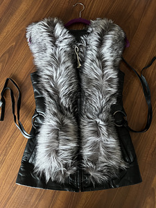 Silver Fox naturaalne vest naistele, suurus S (3 foto / 9)