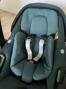 Maxi Cosi Pebble 360 автолюлька (3 фото из 6)