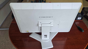 Cybernet Industrial All-in-One ПК / i7-6600U / 32GB DDR4 (4 фото из 5)