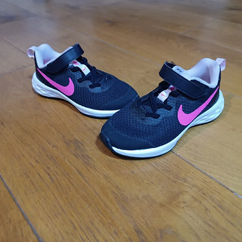 Nike кроссовки , размер 28