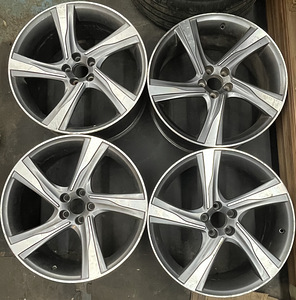 Volvo Ocean Storm R20 veljed (1 foto / 10)