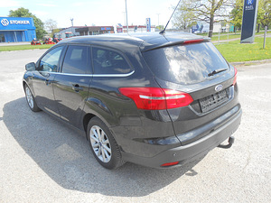 Ford Focus Titanium (4 foto / 15)