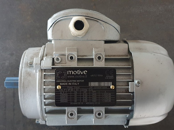 Продам Motive Delphi 0,25 кВт / 1400 об/мин / 230-400