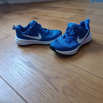 Nike tossud , suurus 31.5
