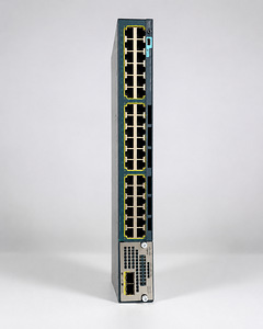 Cisco Catalyst 48-портовый управляемый коммутатор / свитч (1 фото из 2)