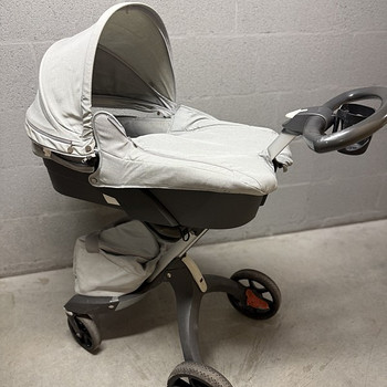2 в 1 детская коляска Stokke Xplory v5 возможно автокресло