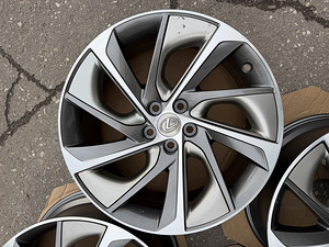 20" оригинальные диски Lexus RX 5x114,3 (как новые) (8 фото из 10)