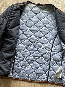 Massimo Dutti. Легкая куртка (3 фото из 10)