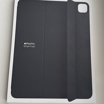 Apple iPad Pro 13" (M4/M5) Smart Folio , Black