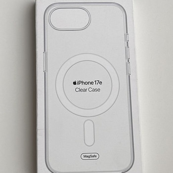 Apple iPhone 17e Clear Case with MagSafe