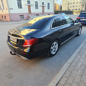 Mersedes-e220-2017 (6 foto / 7)
