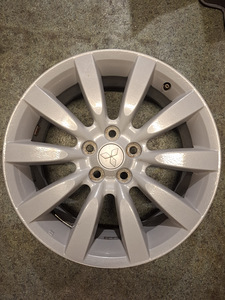 R18 Mitsubishi valuveljed (1 foto / 5)
