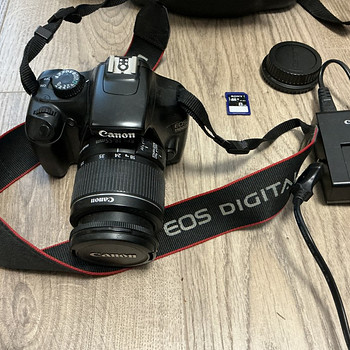 Fotokaamera Canon EOS 1100D + 18-55mm Kit