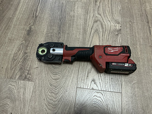 Milwaukee presstangid M18 HCCT (2 foto / 3)