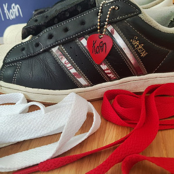 Korn x Adidas, superstar