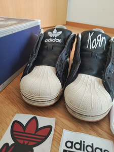 Korn x Adidas, суперзвезда (3 фото из 10)