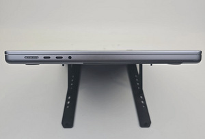 MacBook Pro 16-inch 2023 M2 Max / 32 GB RAM / 1 TB S (2 foto / 5)