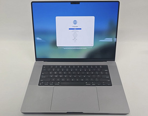 MacBook Pro 16-inch 2023 M2 Max / 32 GB RAM / 1 TB S (1 foto / 5)