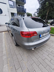 Audi A6C6 Allroad (6 фото из 9)