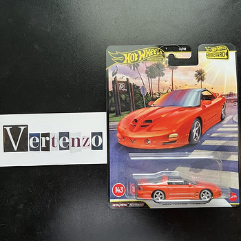 2002 Pontiac Firebird 2026 Hot Wheels Boulevard