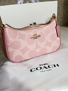 Оригинальная сумка Coach (2 фото из 5)