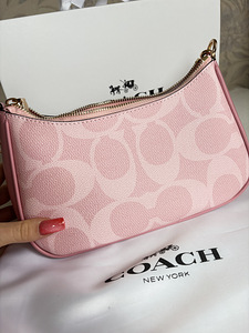 Оригинальная сумка Coach (5 фото из 5)