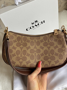 Оригинальная сумка Coach (4 фото из 5)