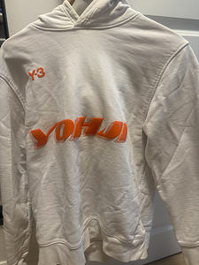 Y-3 Hoodie (1 foto / 1)