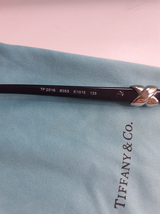TIFFANY&CO. (4 фото из 9)