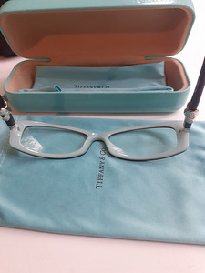 TIFFANY&CO. (6 фото из 9)
