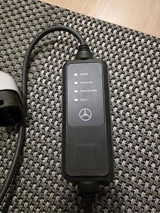 Зарядный кабель для Mercedes (2 фото из 3)