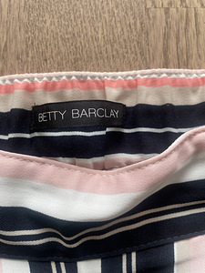 Betty Barclay. Летние брюки (3 фото из 6)