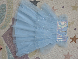 Pidulikud kleidid, nagu uued, suurus 110-116 (9 foto / 10)