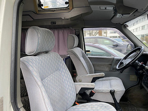 Volkswagen T4 California (6 фото из 12)
