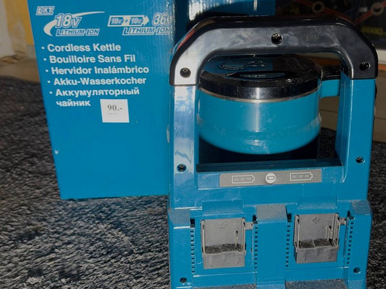 Makita Cordless Kettle Чайник