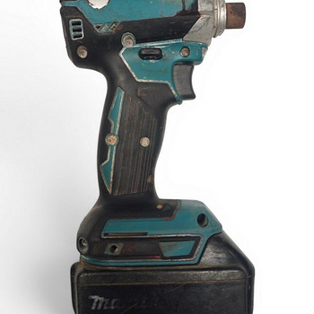 Akutrell Makita DTD153 + aku 5.0AH