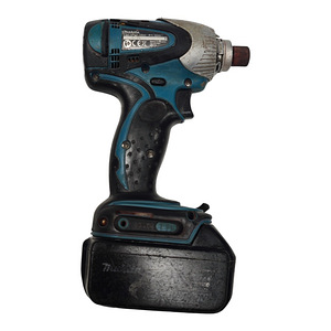Аккумуляторная дрель Makita BTD142 + акку 3.0Ач (2 фото из 5)