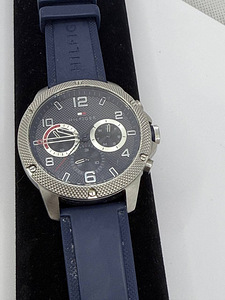 Käekell Tommy Hilfiger (1 foto / 5)
