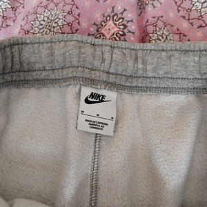 Meeste Nike dressipüksid (3 foto / 4)