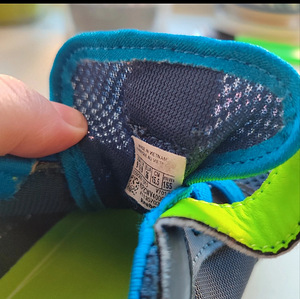 Laste tossud Reebok (suurus 26) (7 foto / 8)
