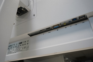 Fujitsu B27-9 TE FHD монитор (4 фото из 4)