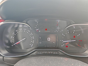 Citroen C3 1.5 R4 1.5 BlueHDi Diesel 75кВ (3 фото из 7)
