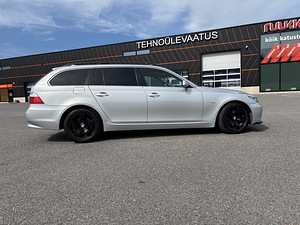 BMW e61 (3 фото из 15)