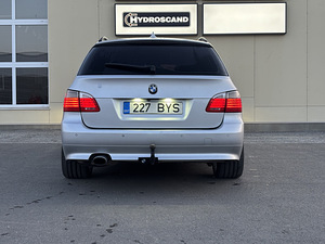 BMW e61 (14 фото из 15)