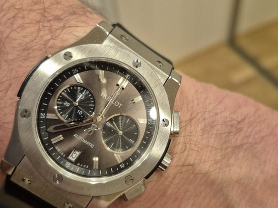 Часы HUBLOT