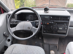 Vw multivan t4 2.4 57kw на запчасти (4 фото из 8)