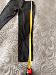 Müüa nike golf mustad püksid (4 foto / 5)